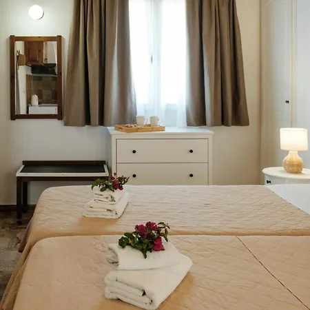 Kalamionas Studios & Apartments Kassiopi Esterno foto
