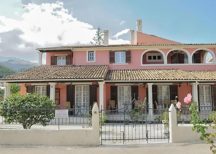 Kalamionas Studios & Apartments